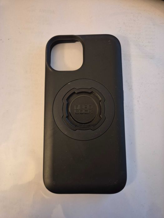 Husa QuadLock MAG IPhone 15