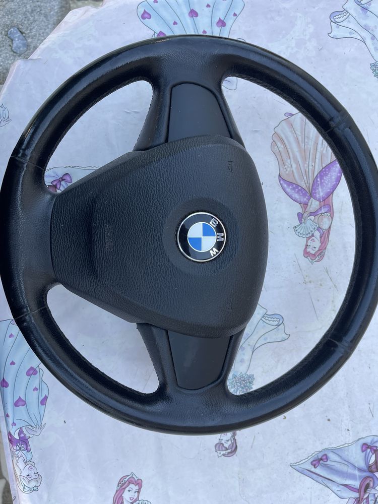 Vînd ,Volan BMW x3 an fabricație masin 2013