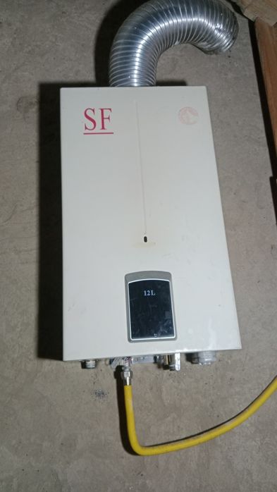 Газовая колонка SF  12л