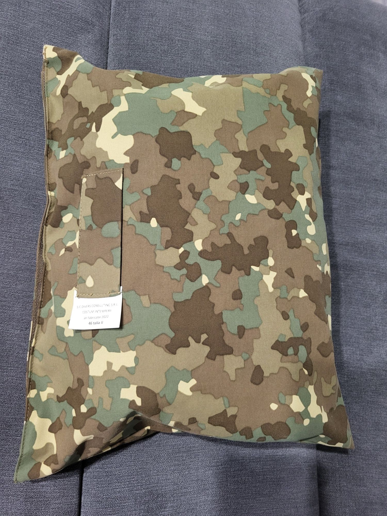 Costum interperii