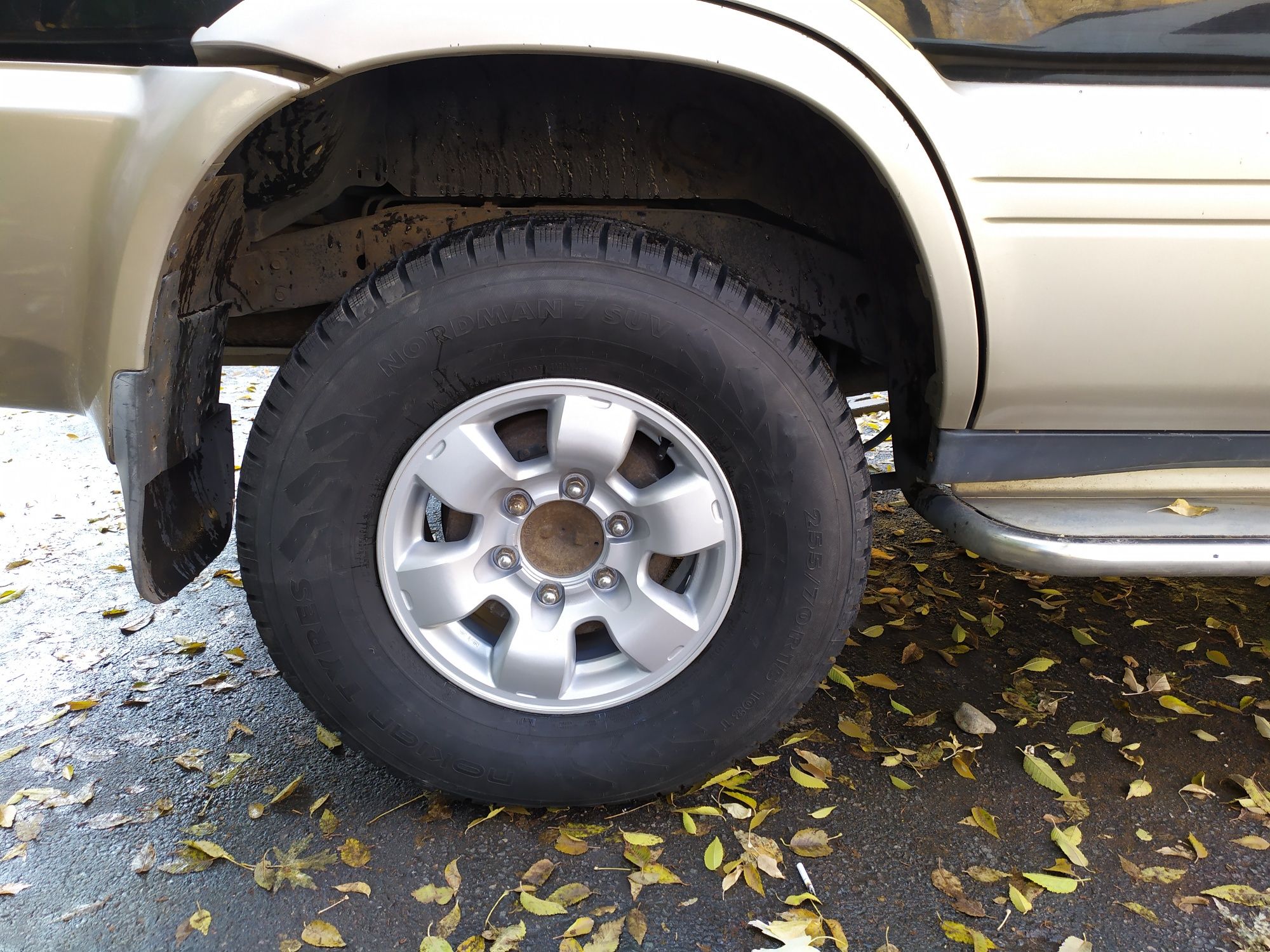 Nokian Nordman 7 SUV 235/75 R15.