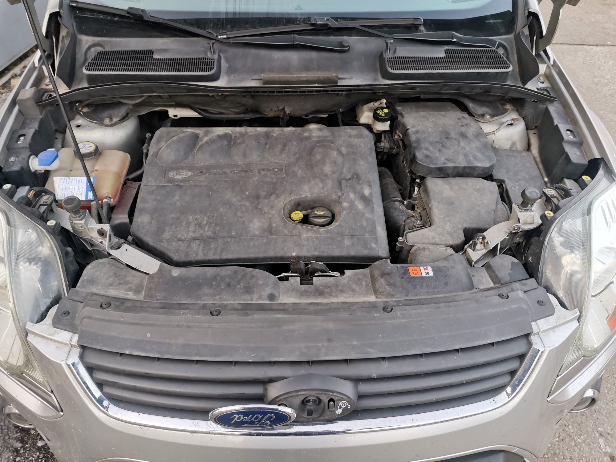 Форд Куга  2.0tdci 136kc