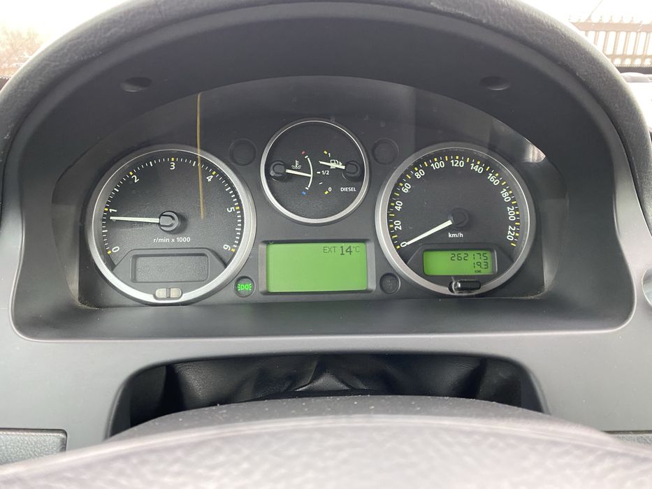 Land rover freelender 2
