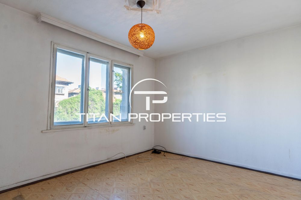 Дава се под наем Многостаен апартамент в Пловдив, Кючук Париж - 105 кв.м за 250 € - Снимка #4