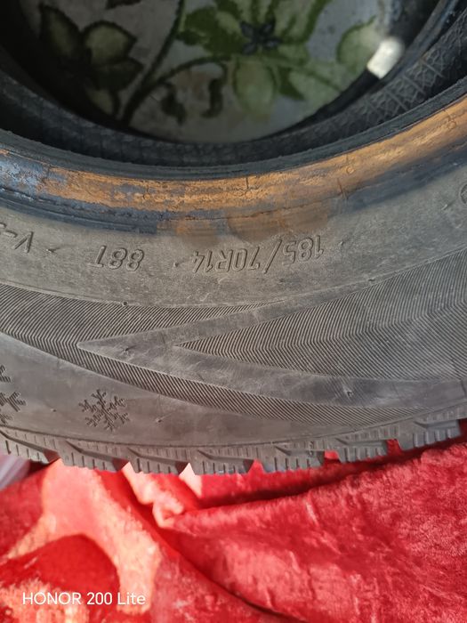 Продам зимние шины 14 р