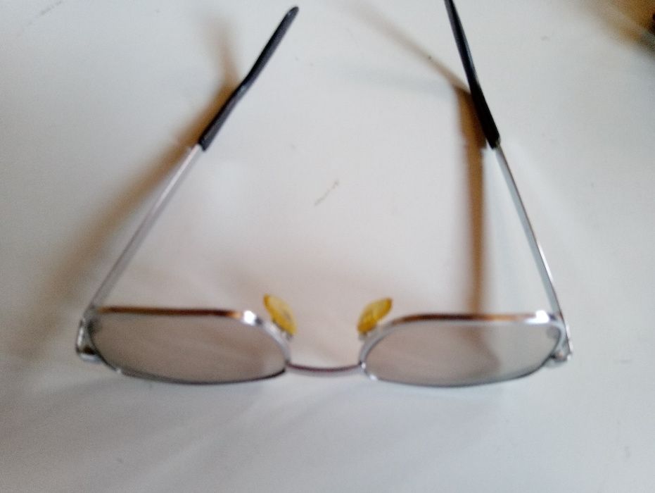 Метална рамка за очила