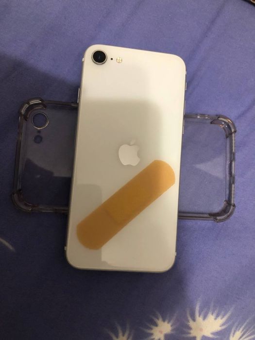 Айфон се 2022 идеалное состаяние