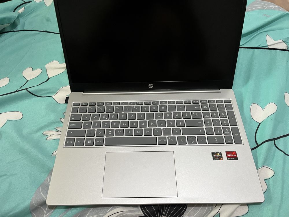 Vand Laptop HP 255