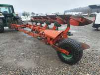 Plug tractat kverneland 5 brazde . Ca kuhn huard lemken