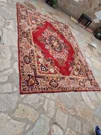 Персийски килимм