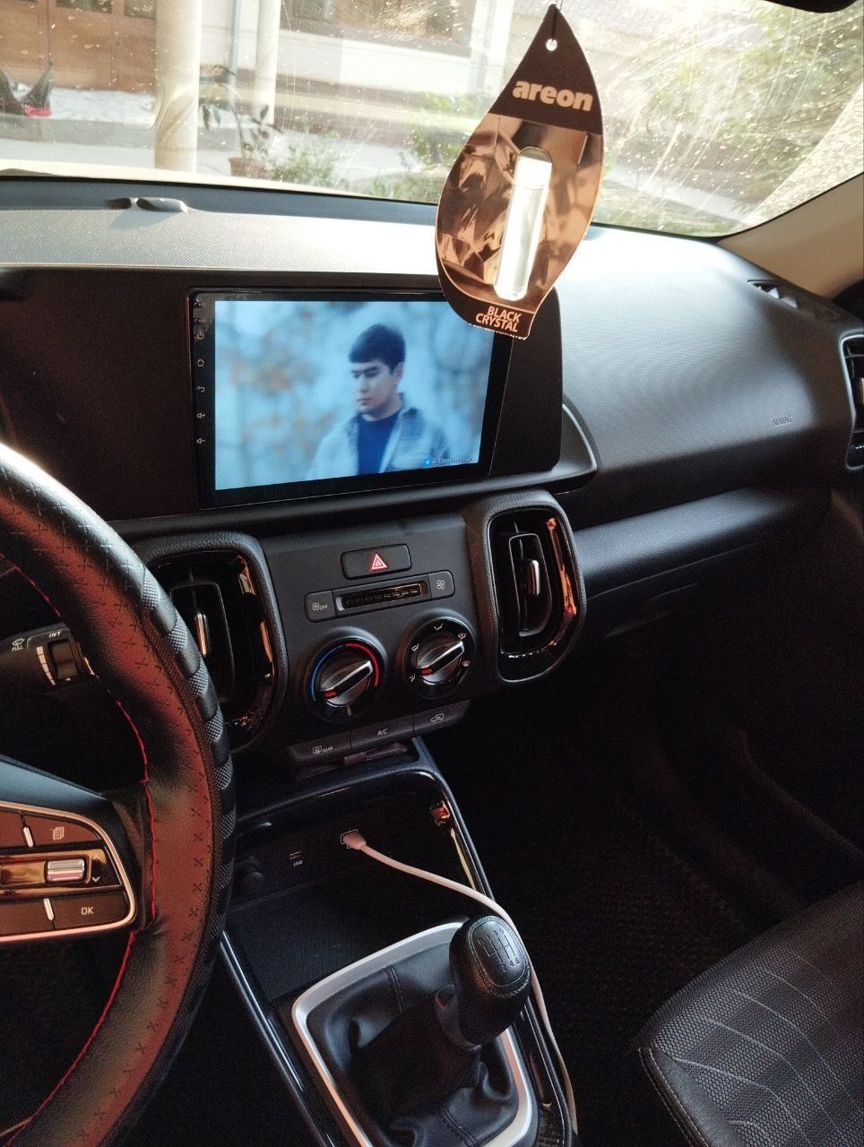 KIA SONET 1 позиция