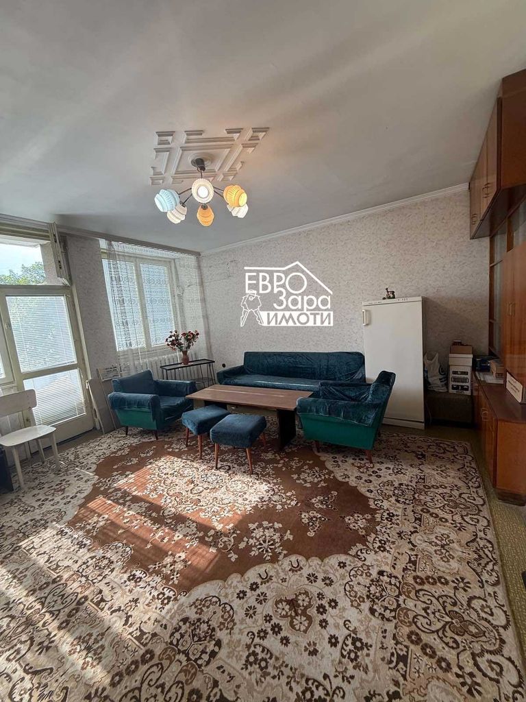 Продава се Четиристаен апартамент в Стара Загора, Център - 91 кв.м за 940 €/кв.м - Снимка #1