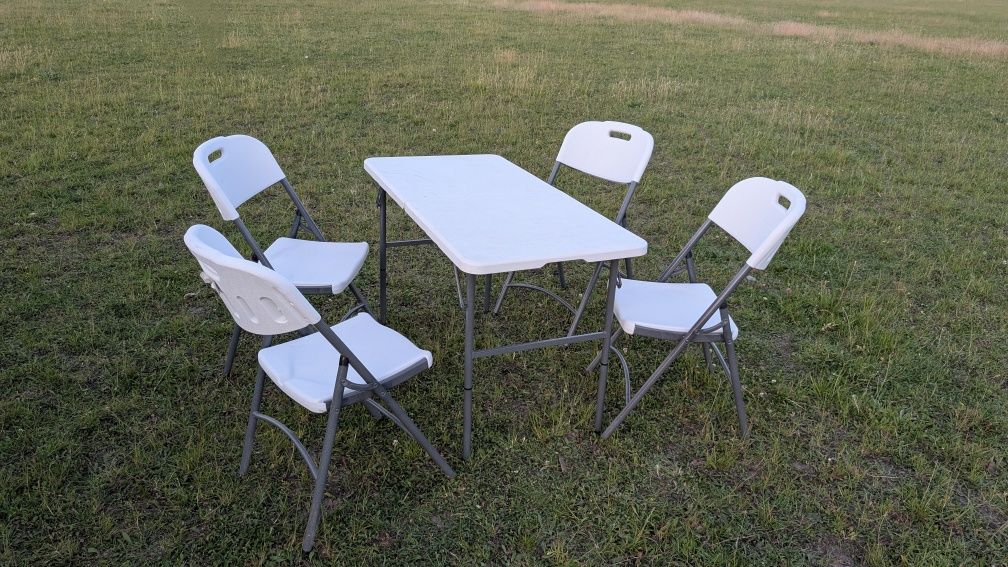 Set 4 scaune plus masa pliabile de gradina sau camping