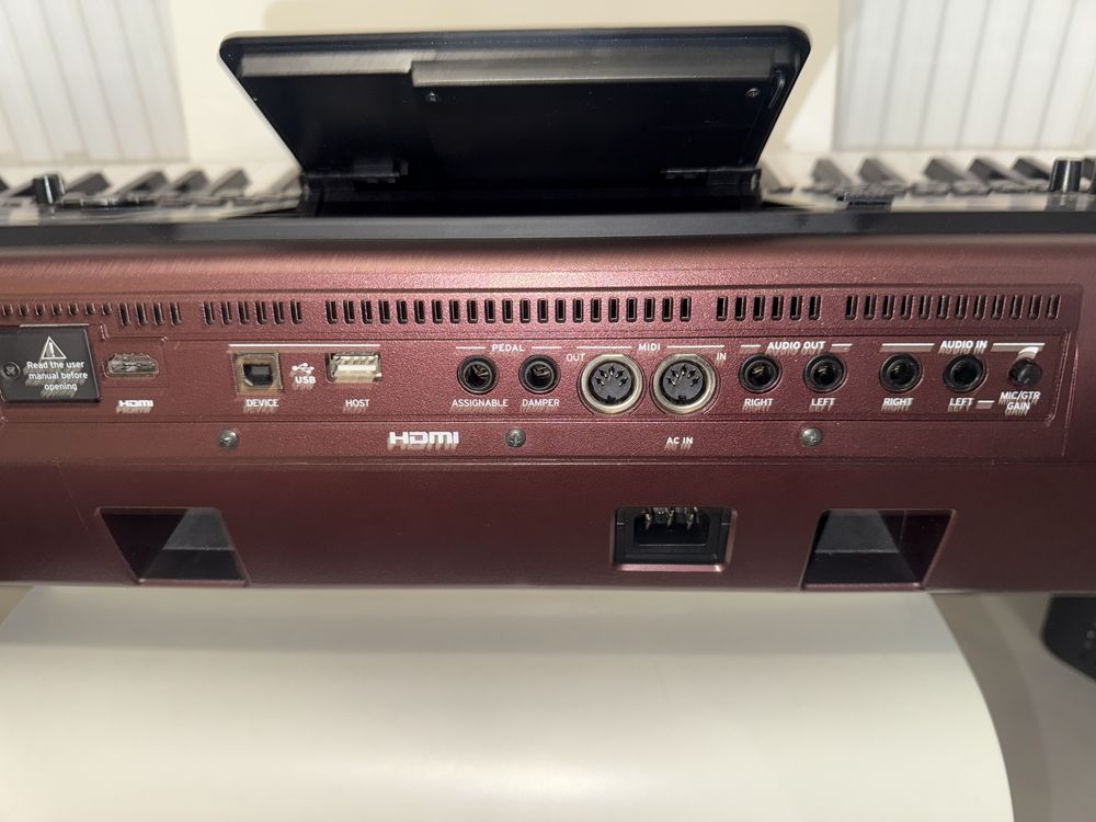 Vând Korg pa1000