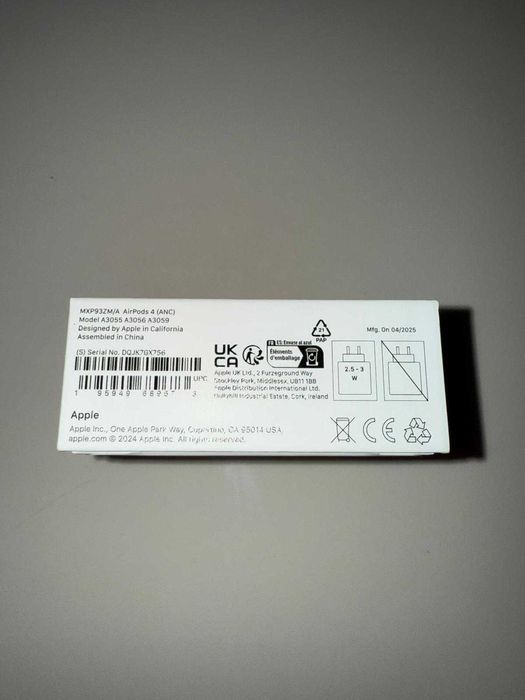 AirPods 4 с Active Noise Cancellation