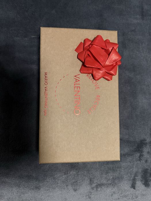 Оригинално портмоне Valentino –  ново