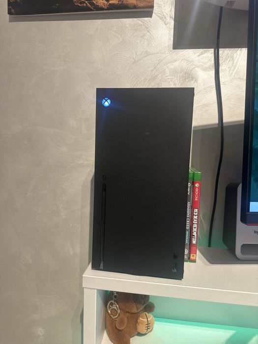 Xbox series x in garantie(cititi descrierea)