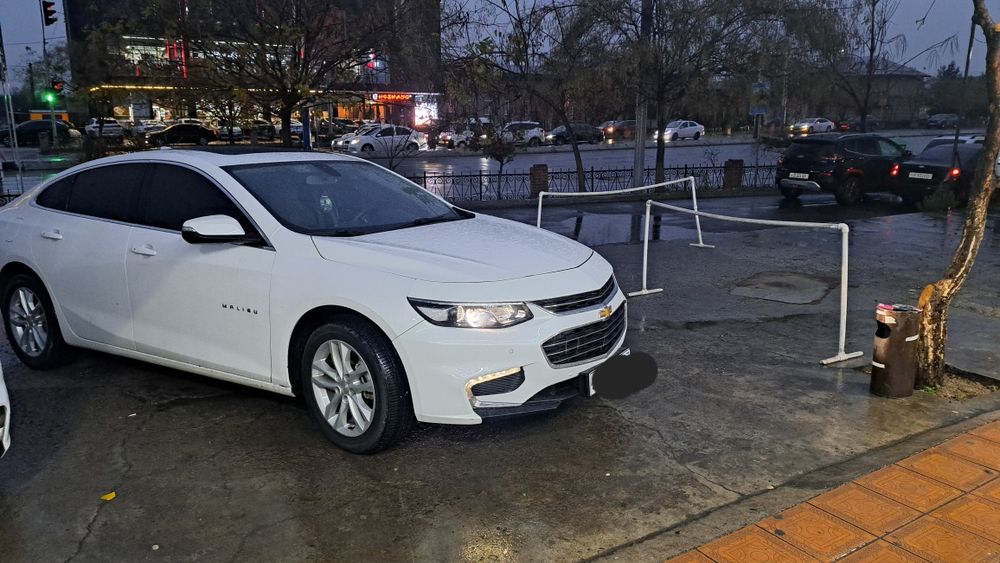 Srochna sotiladi malibu 2.4