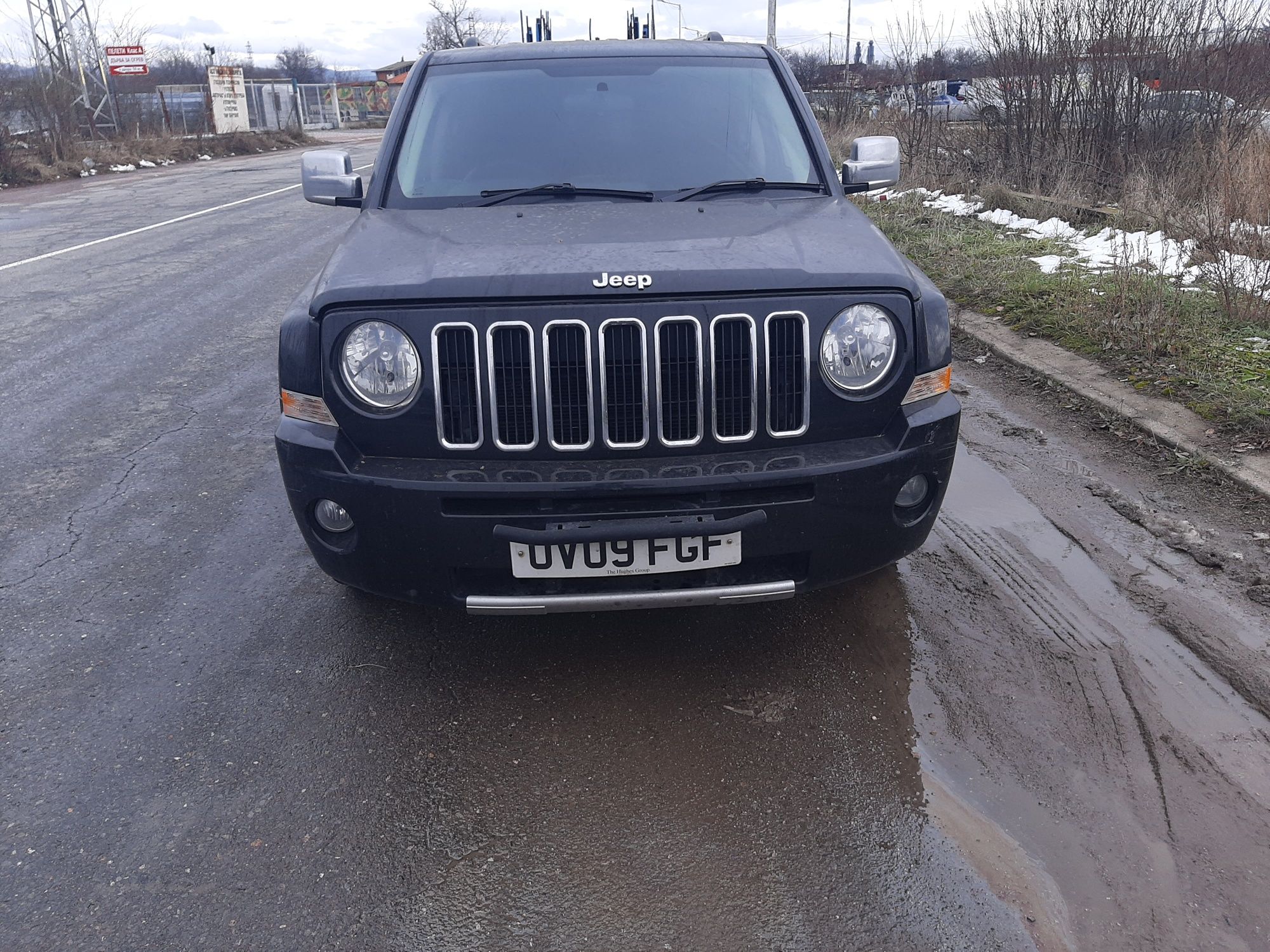 За части Jeep Patriot 2400 кубика бензин 2008 година