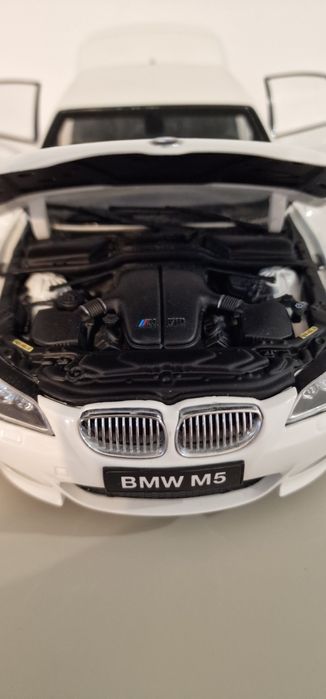 BMW M5 Kyosho Scala 1:18
