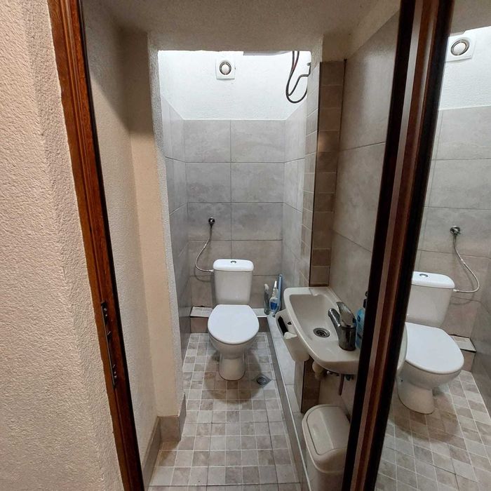 Дава се под наем Двустаен апартамент в Пловдив, Център - 50 кв.м за 375 € - Снимка #5