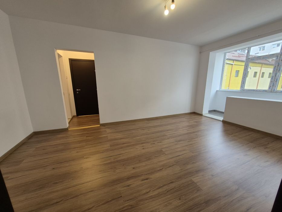 Vânzare apartament central Brăila