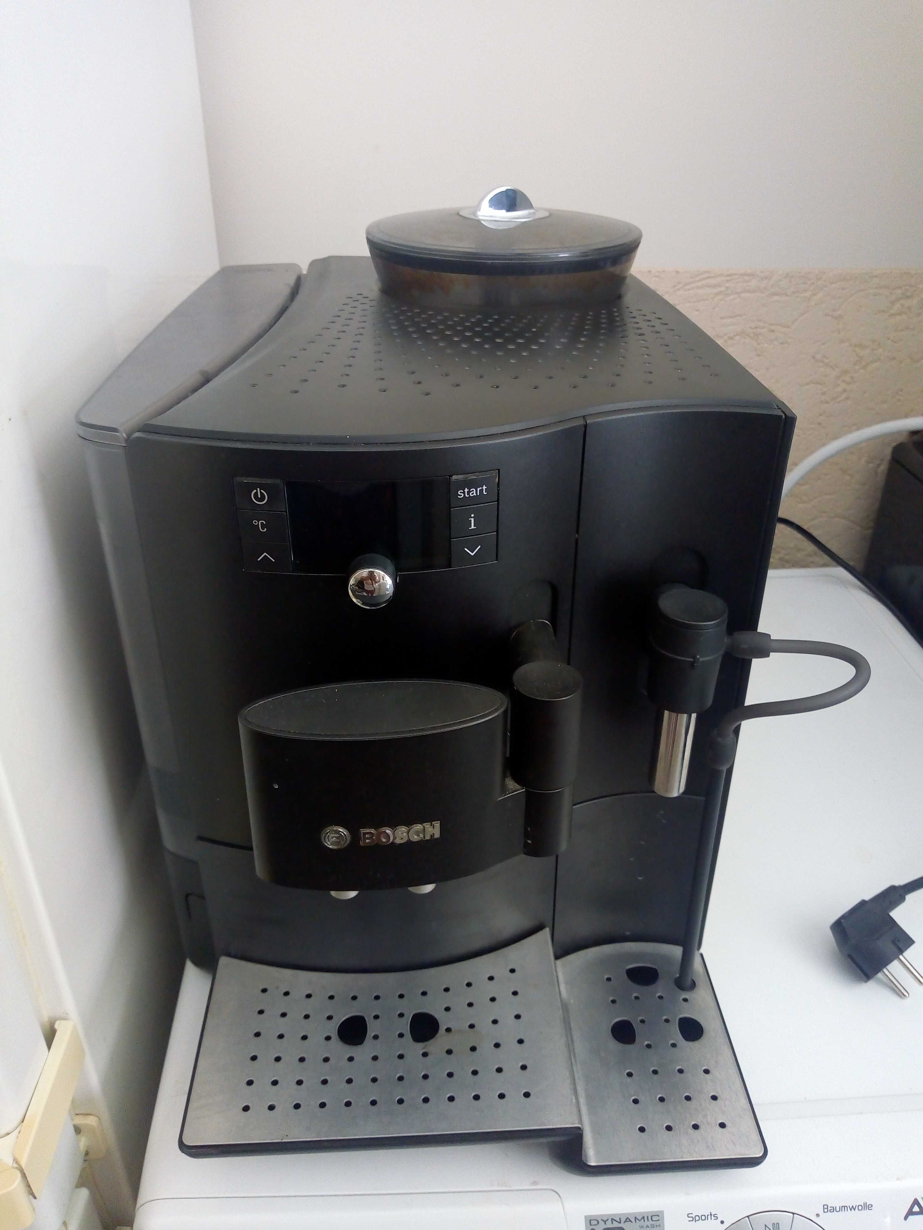 Кафе машина робот Bosch vero 100