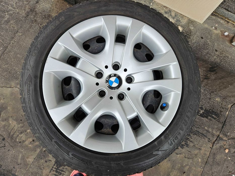 Vand 2 anvelope 225/50/17 Goodyear