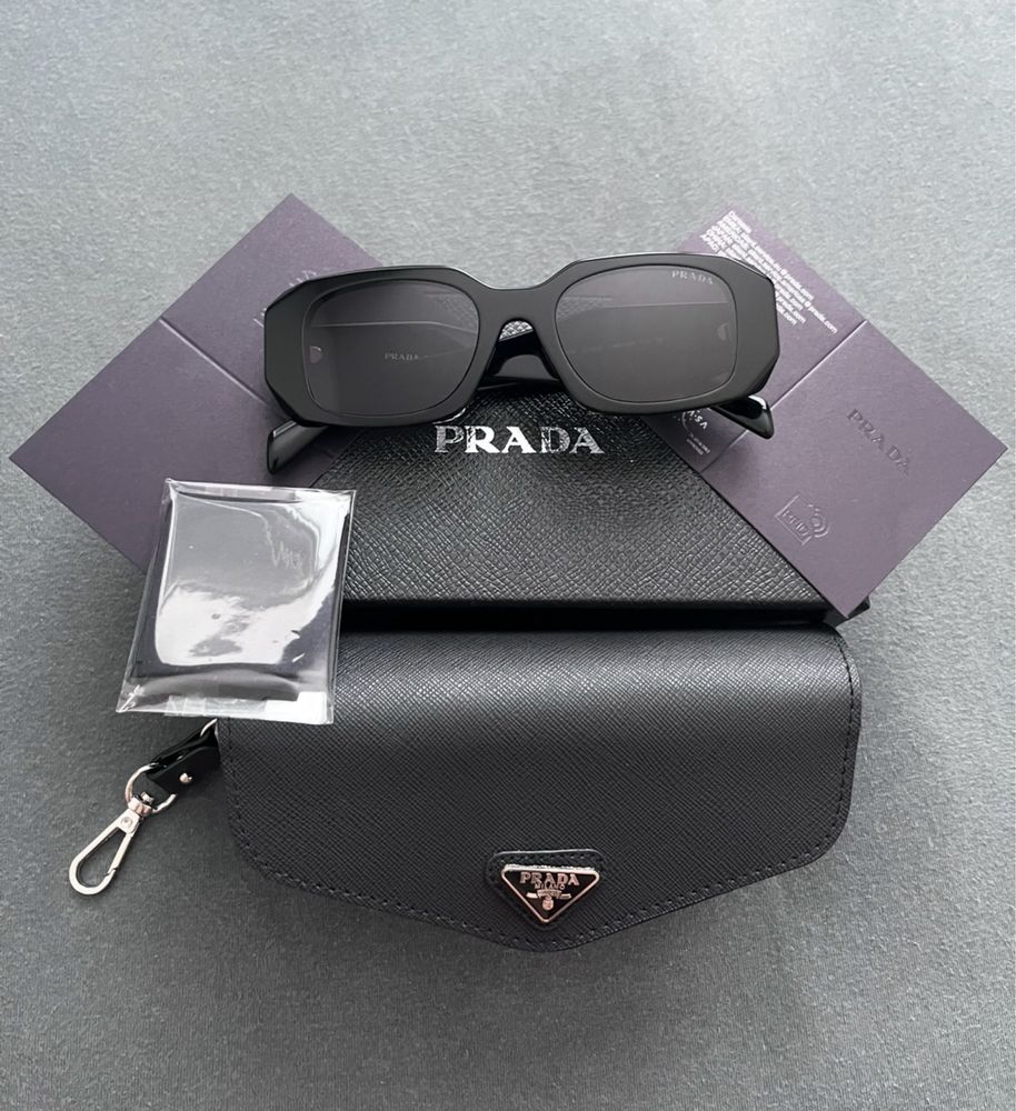 Слънчеви очила Prada symbole