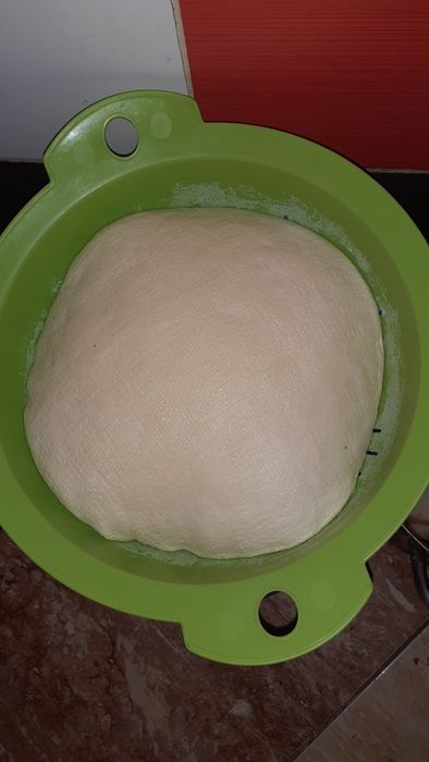 Caș și brânză de vacă