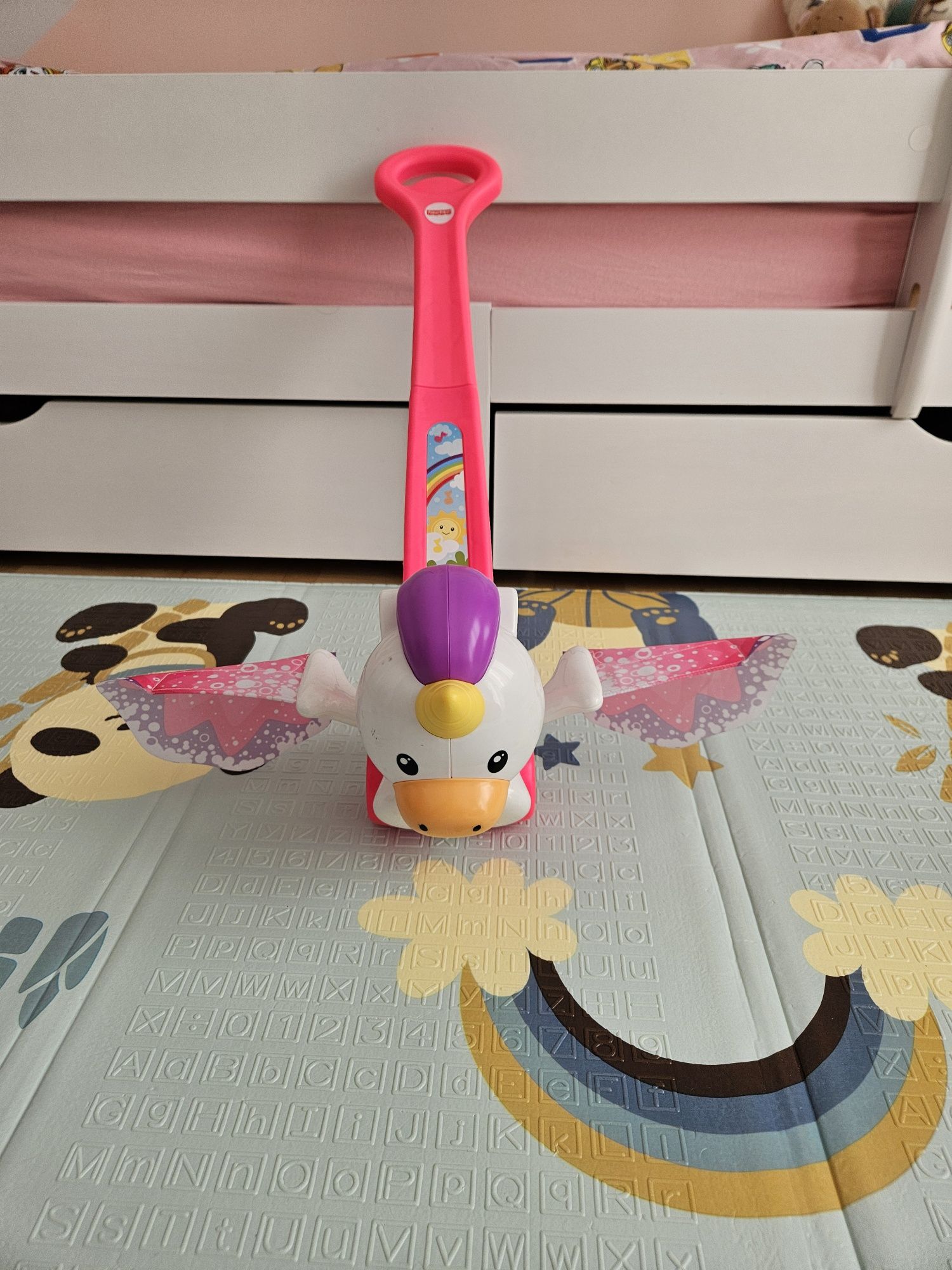 Играчка за бутане Fisher Price Еднорог с движещи се криле
