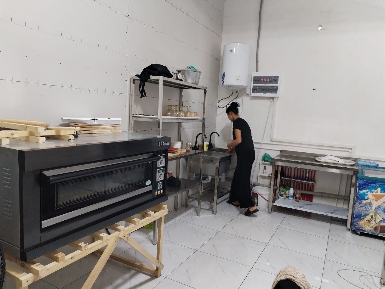 Tayyor beznis fast food kafe sotiladi
