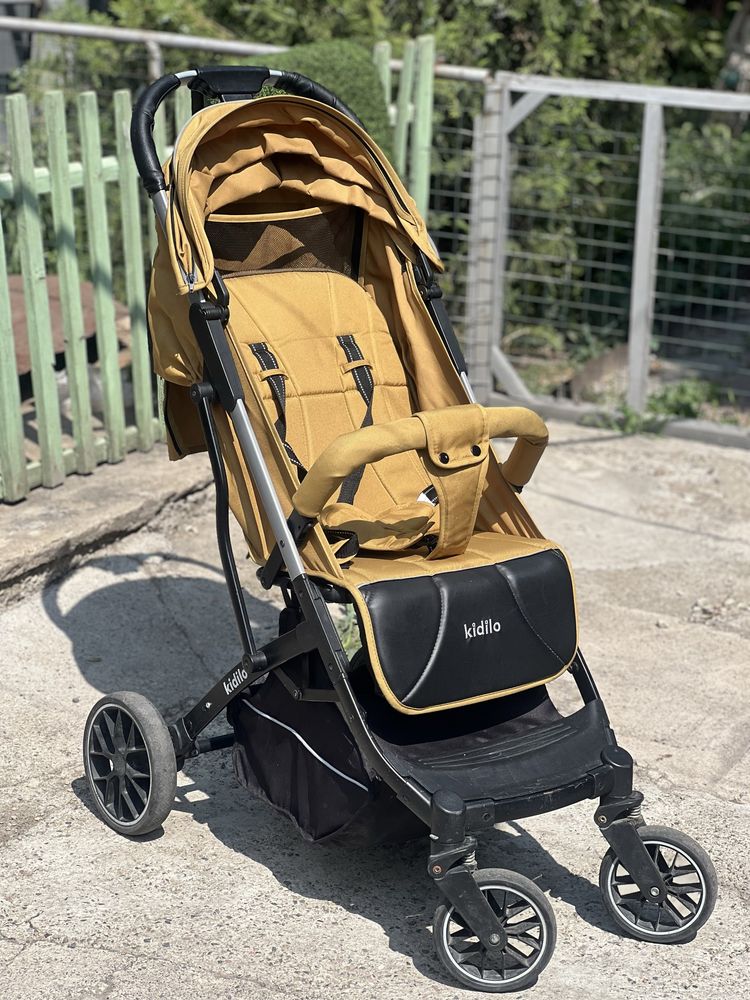Продам прогулочную коляску Kidilo