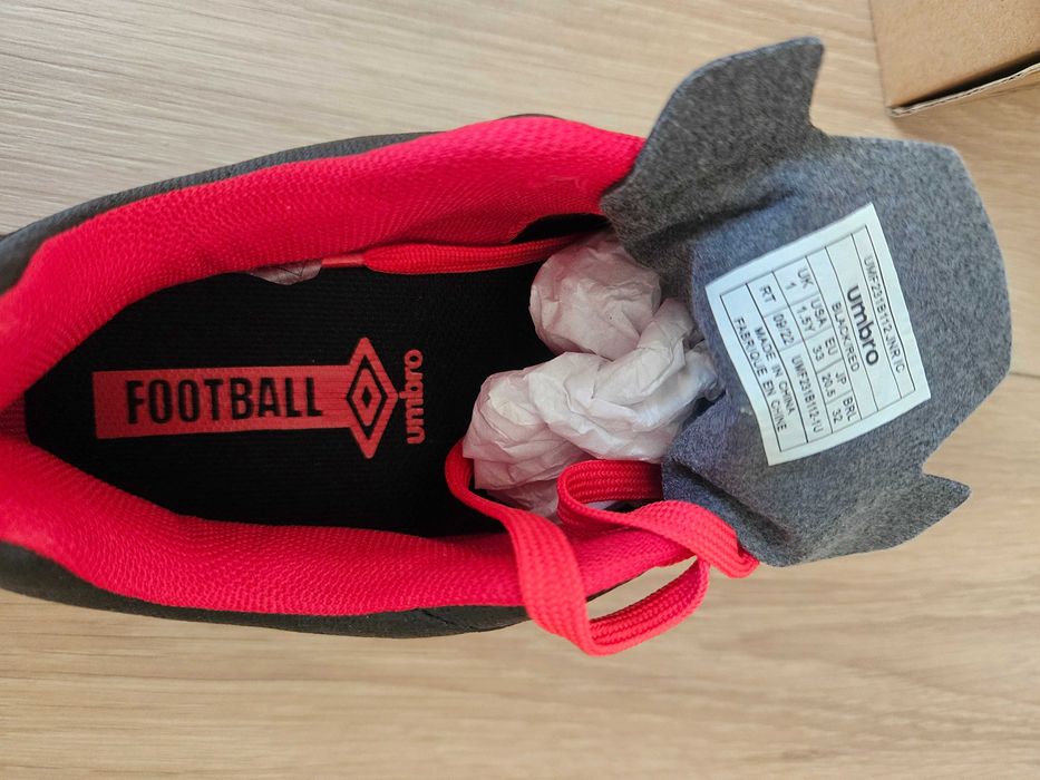 Детски спортни обувки UMBRO