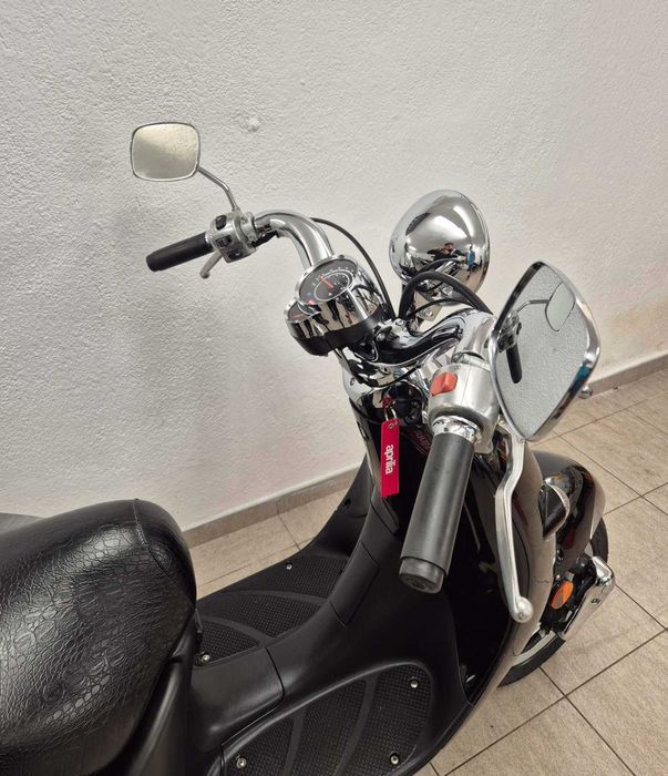 Скутери Sym Jet Suzuki Piaggio Yamaha Honda Aprilia