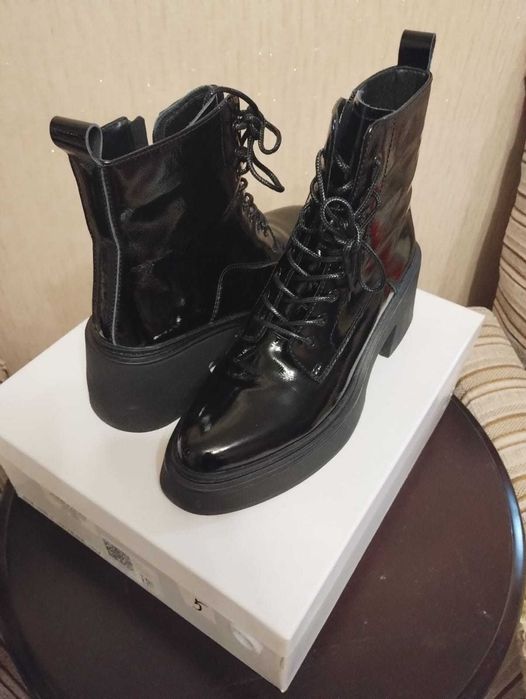 Ботинки демисезонные