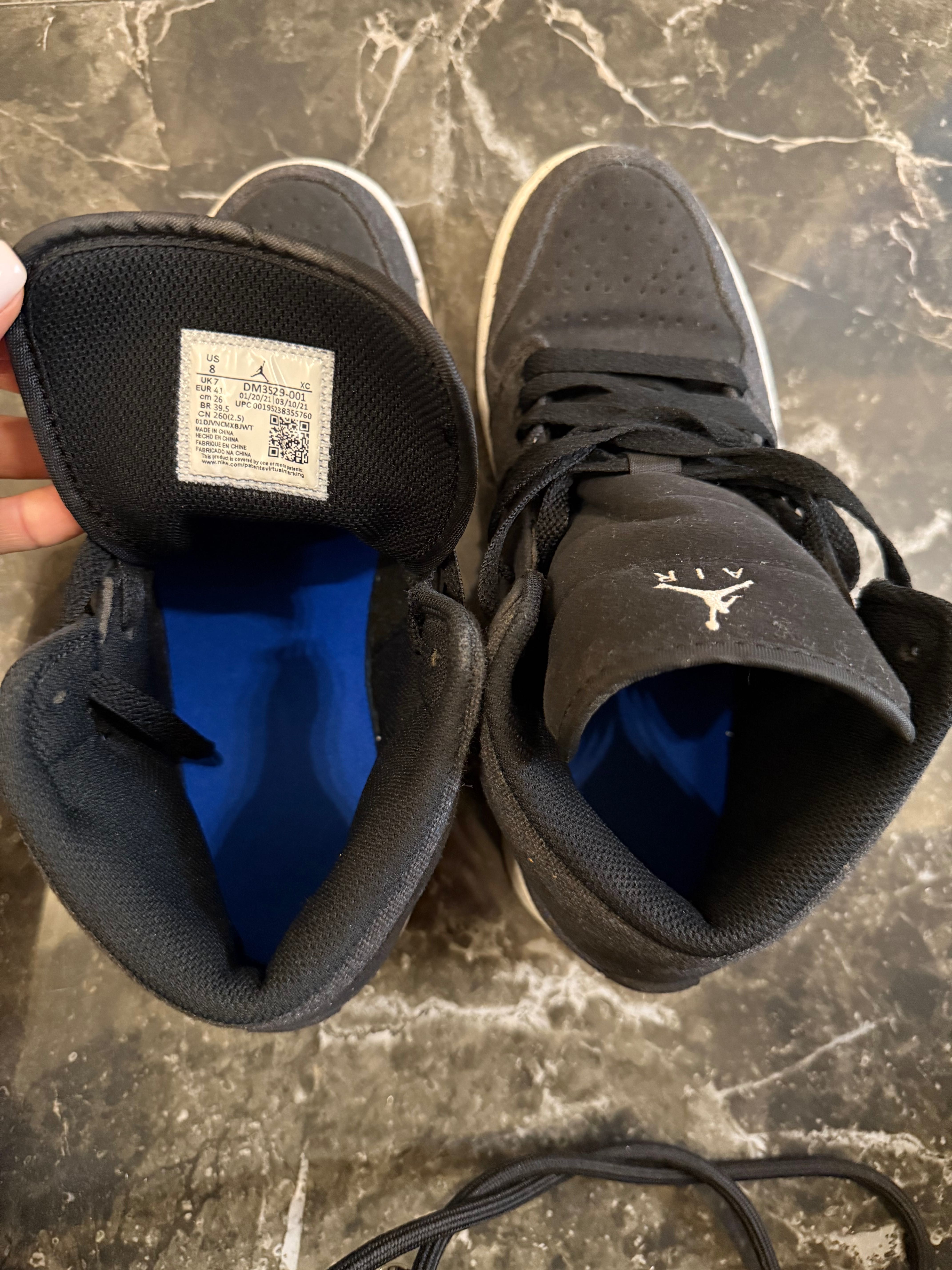 Маратонки Jordan 41 номер