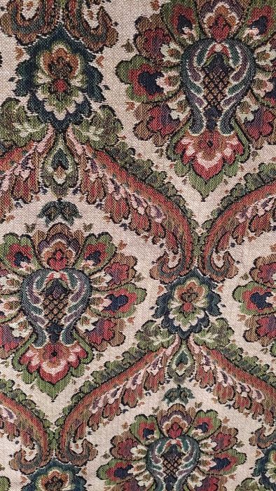 Неупотребявано жакардово покривало за легло или диван