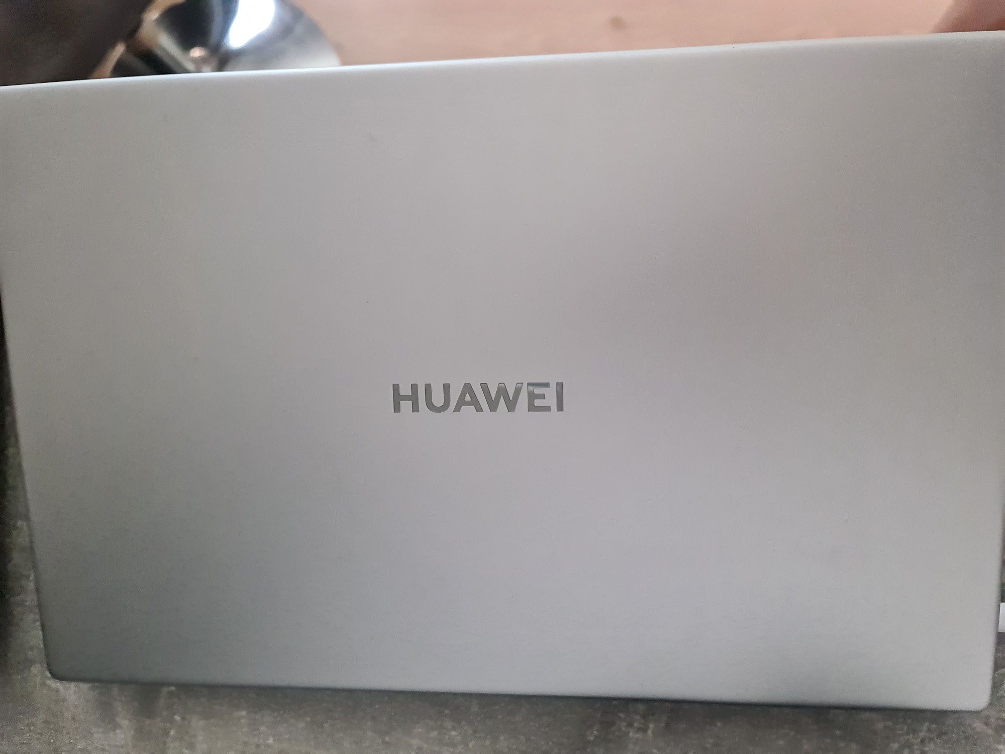 Laptop Huawei...
