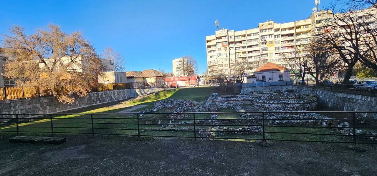 Дава се под наем Двустаен апартамент в Силистра, Център - 64 кв.м за 255 € - Снимка #14