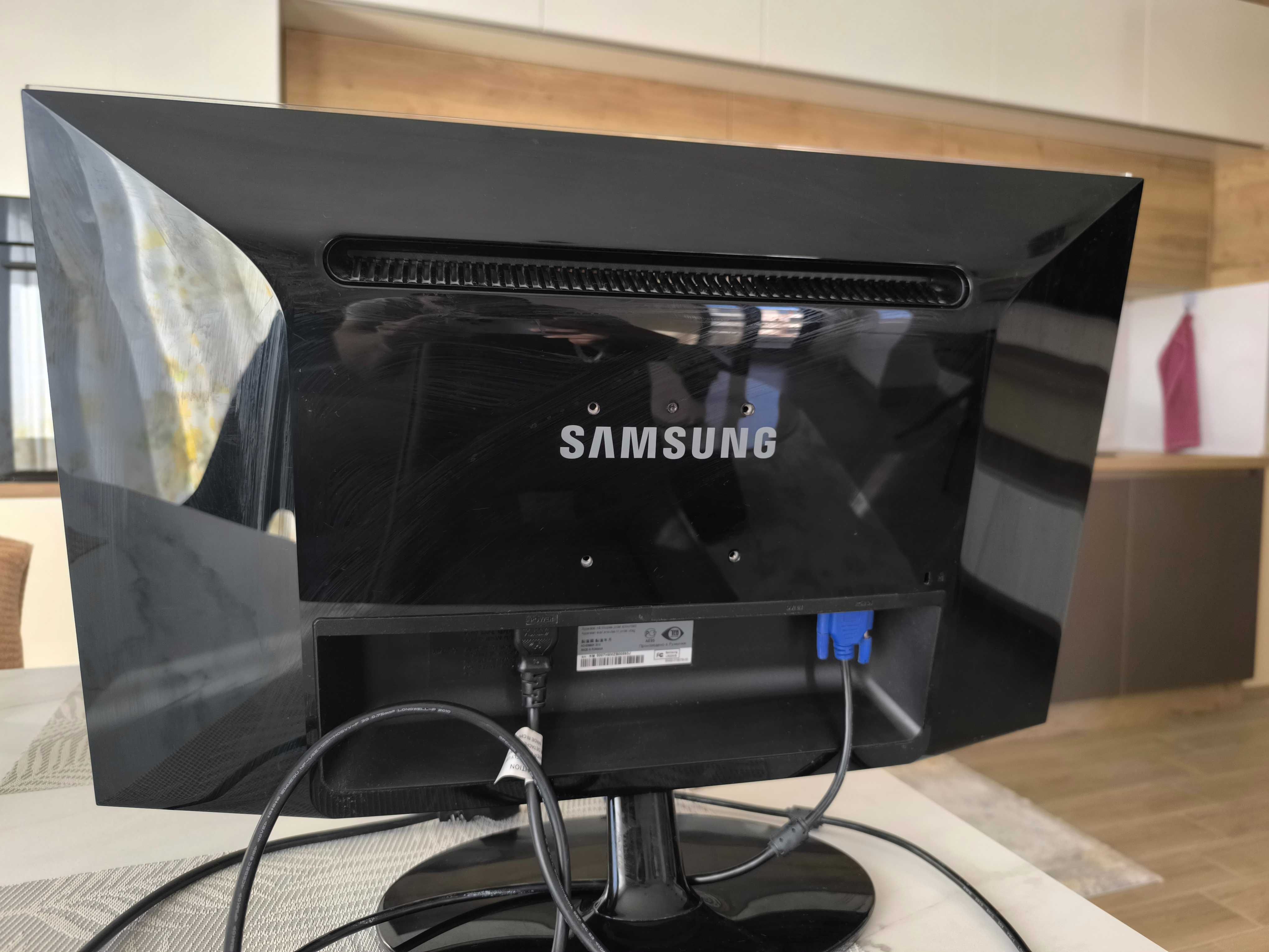 Монитор 23" Samsung SyncMaster P2350