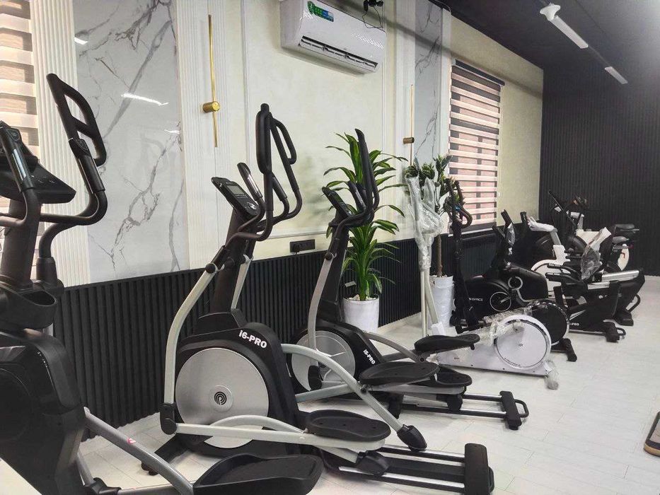 Эллиптический тренажёр