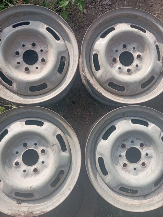 Продам диски на 13