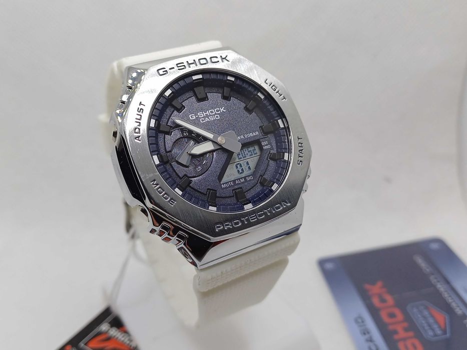 Ceas Casio g shock GM 2100 Metal White -Silver.Nou, Garantie 2 ani