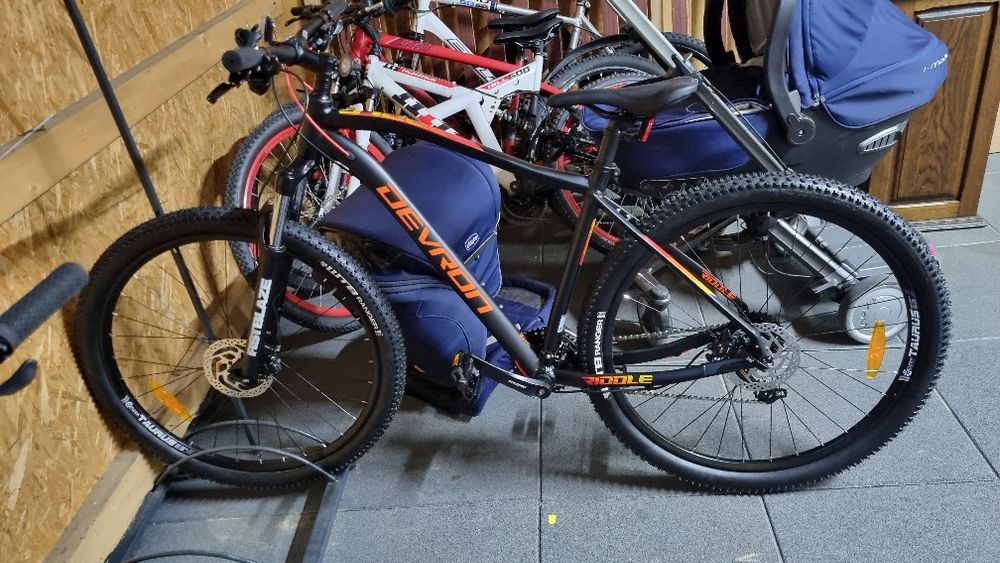 Bicicleta full suspension