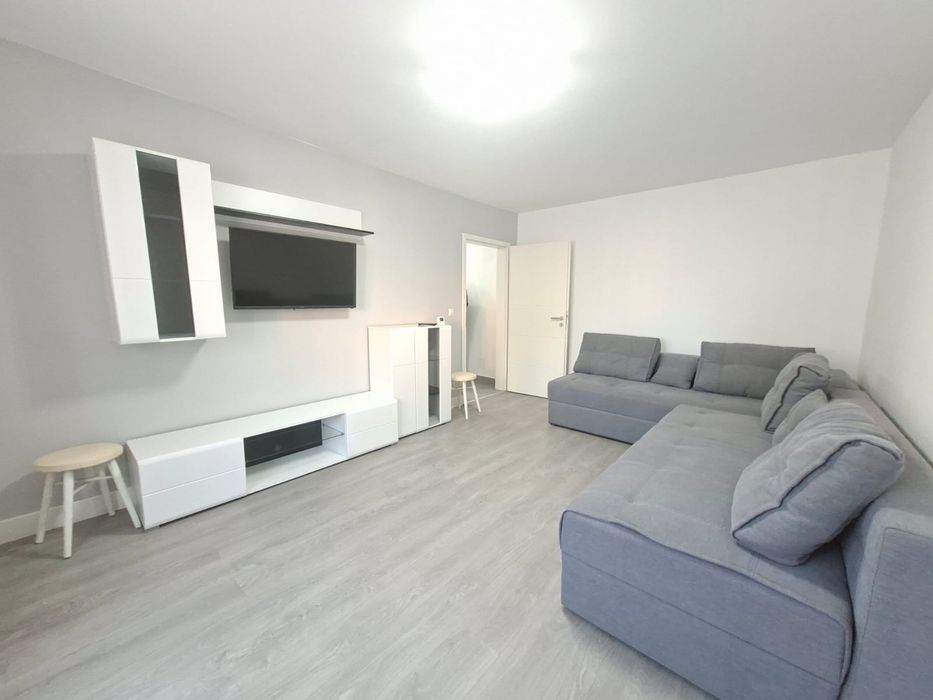 Inchiriez apartament 2 cam. Vasile Aron