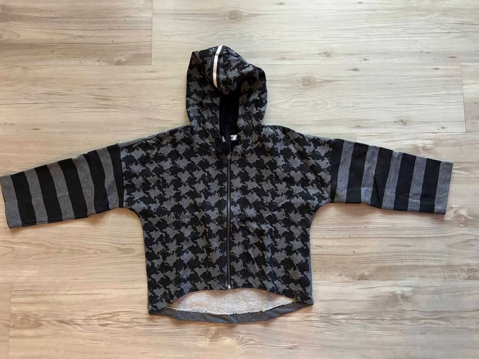 Суитчър SO TWEE - размер 10 години