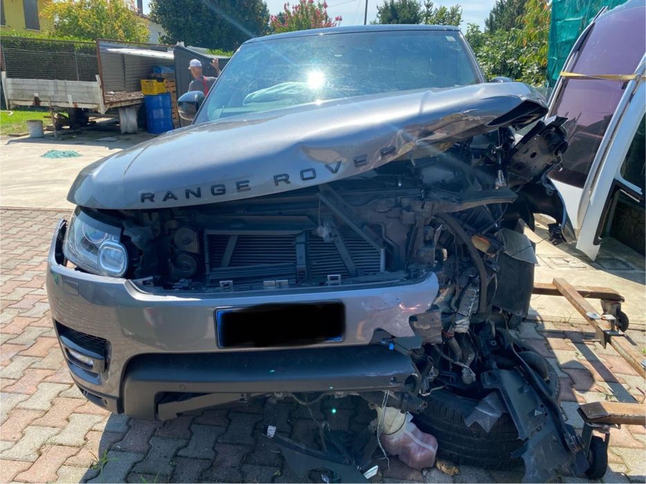 Range Rover Sport avariat 3.0 2016