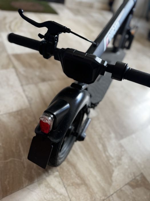 Vand trotineta Ducati pro 2