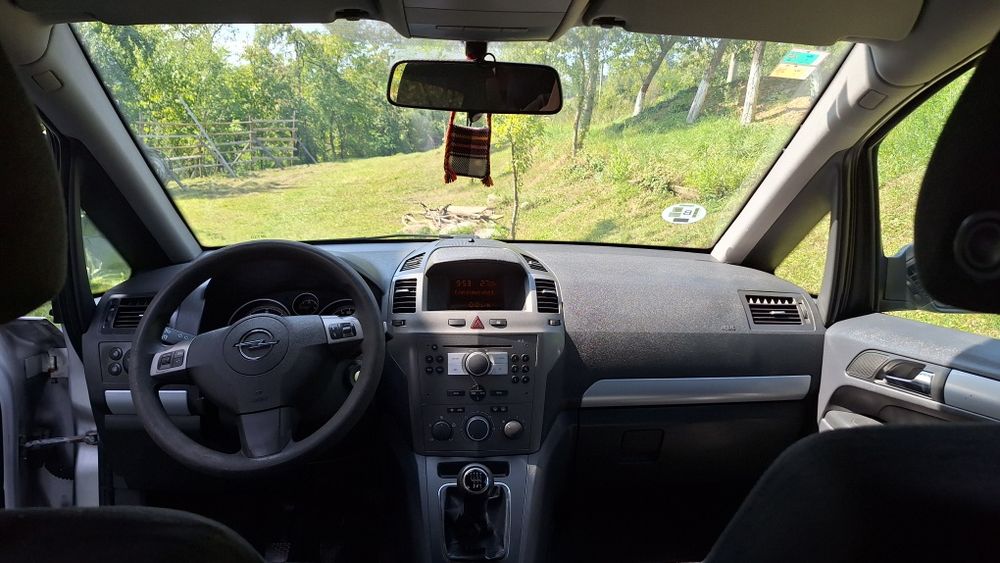 Opel zafira b 7 locuri
